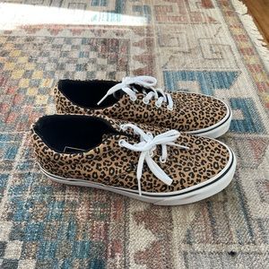 Leopard Vans